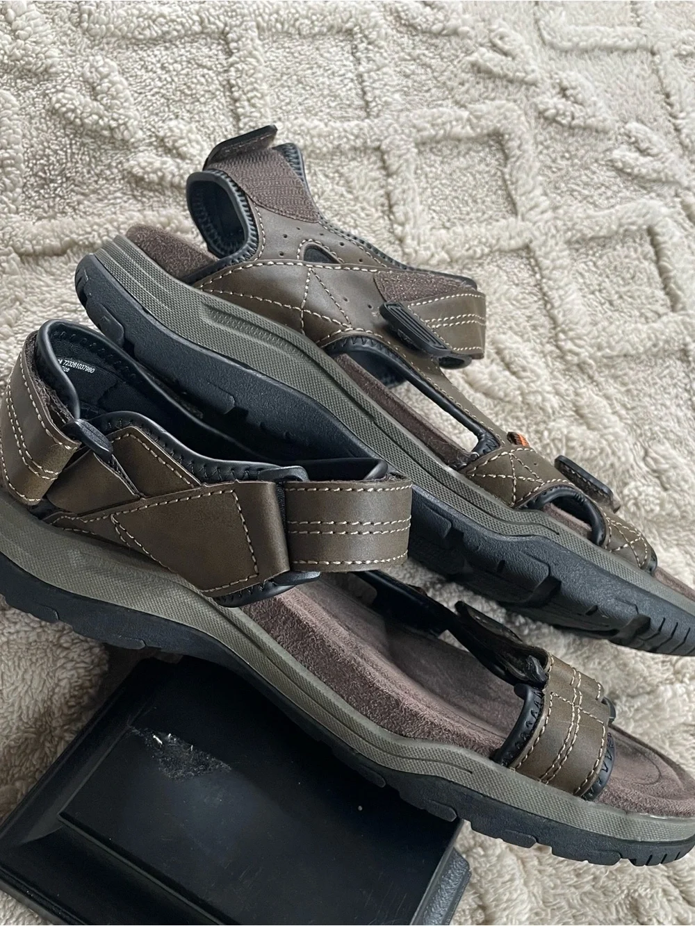 Ozark Trail Men's Brown Adjustable Strap Sandals~ Size 10- Casual Summer
